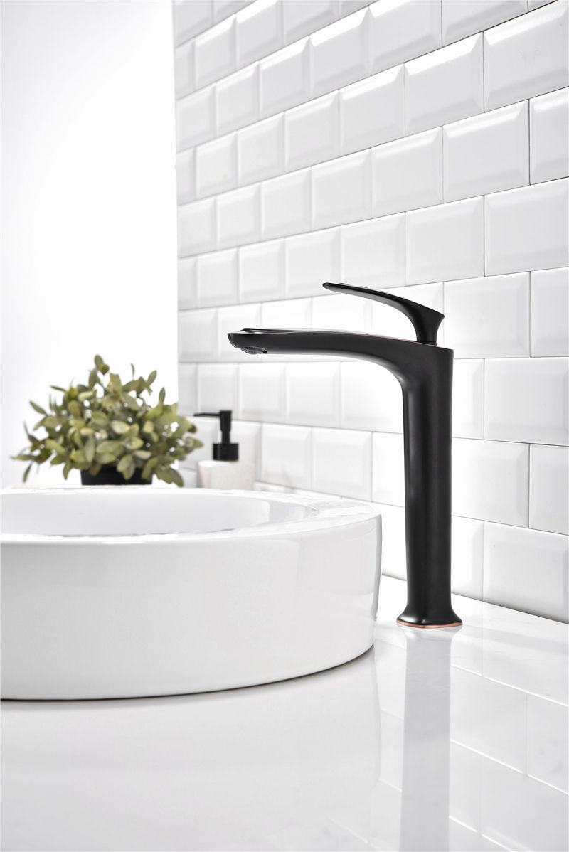 Single Handle Wash Basin Brass Faucet Bathroom Tap
