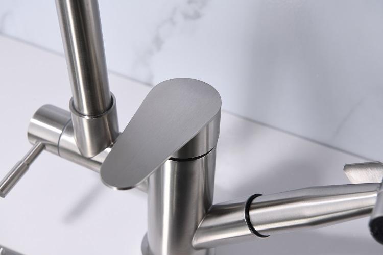 Venta al por mayor de gama alta 304 grifo de fregadero de cuello largo montado en escritorio grifo de cocina de acero inoxidable keukenkraan con doble manija