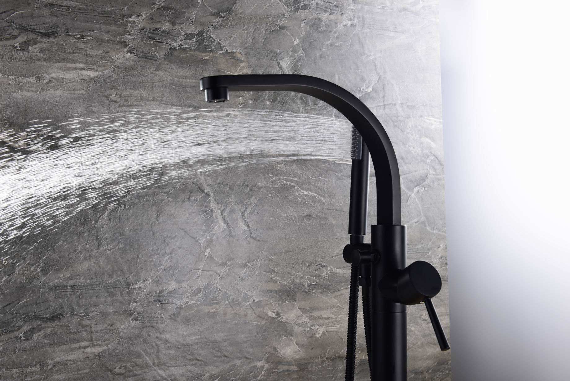 Modern Design Single Handle Floor Free Stand Black Bathtub Faucet Matte Black Bath Shower Faucet With Hand Shower