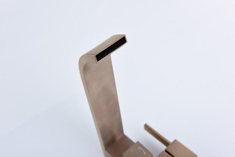 Freestanding Bathtub Faucet 