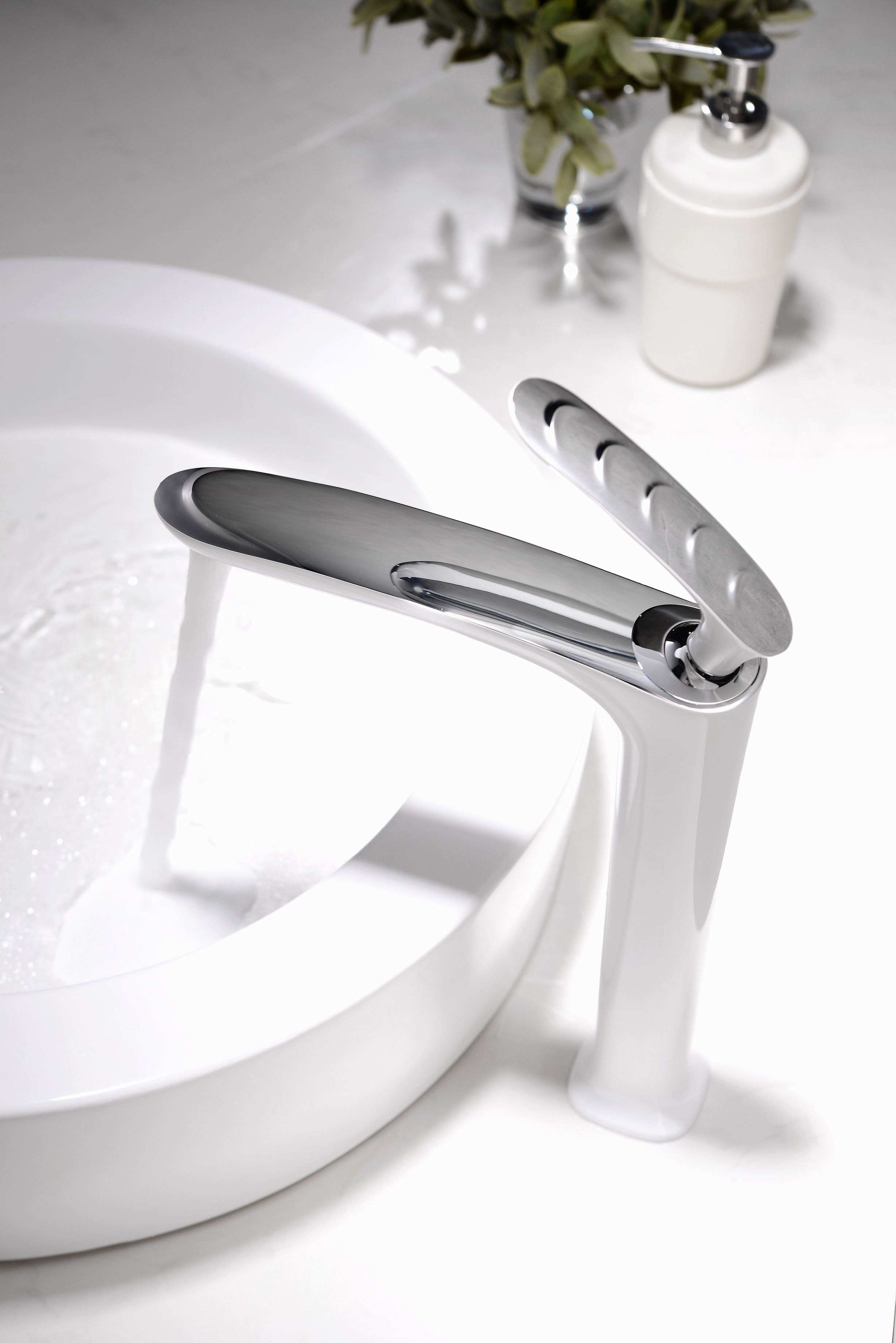Low Pressure Basin Tap Bathroom Faucets And Faucet Tools Wash Mixer Parts Water Marked Traditional Taps Cheap White Chrome