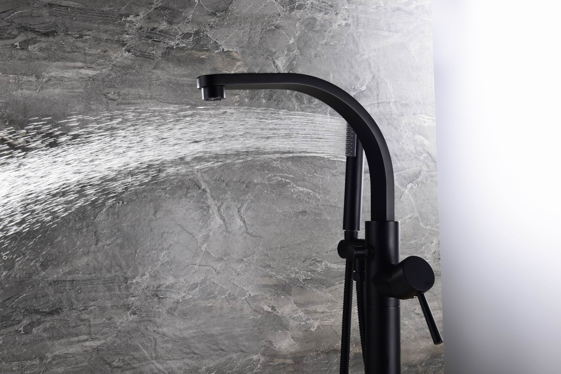 Modern Design Single Handle Floor Free Stand Black Bathtub Faucet Matte Black Bath Shower Faucet With Hand Shower