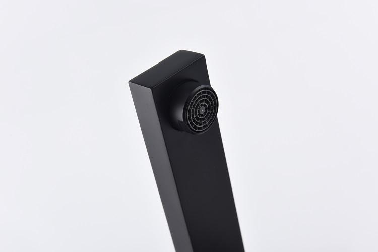 Floor Mount Faucet 